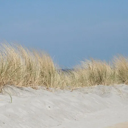 Charming Bungalow In Near Baltic Sea Holiday home Dranske
